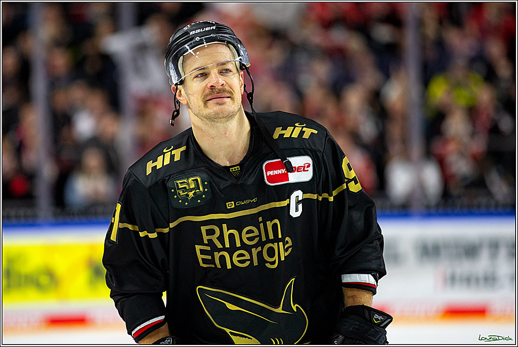 PENNY DEL; Koelner Haie- Iserlohn Roosters; Koeln, 27.11.2022